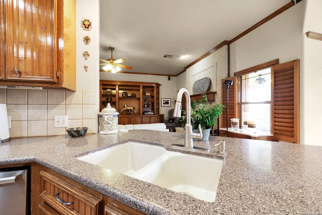 343 Lorne, Canyon Lake, TX 78133