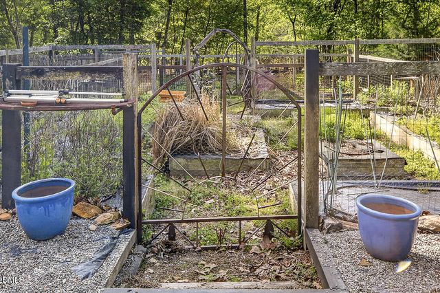 2300 Western Park Lane, Hillsborough, NC 27278