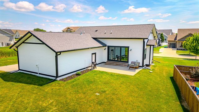 1610 SW Westwood Street, Ankeny, IA 50023
