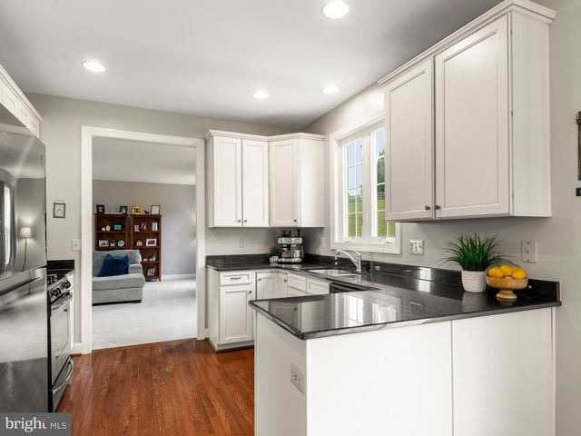 248 COLERIDGE LN, Coatesville, PA 19320