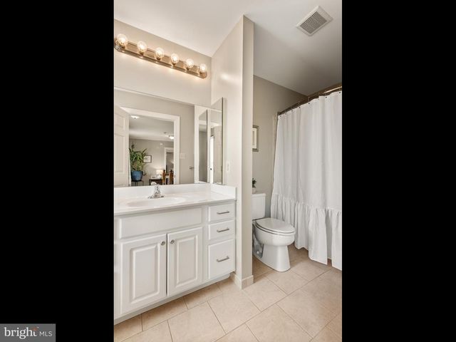 248 COLERIDGE LN, Coatesville, PA 19320