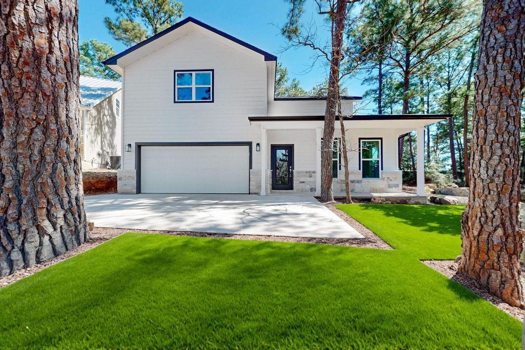 138 Onini CT, Bastrop, TX 78602