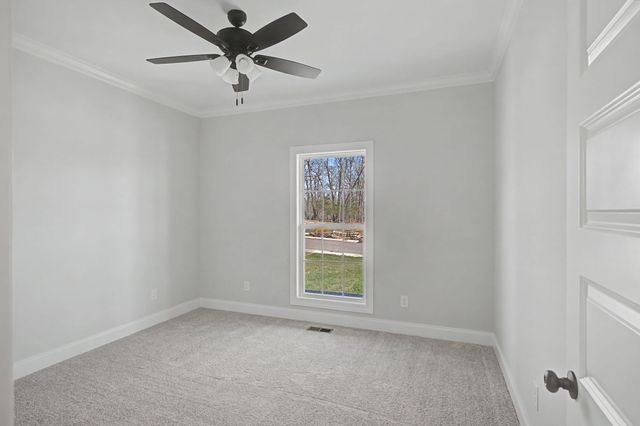 106 Stonebrook Dr, Shelbyville, TN 37160