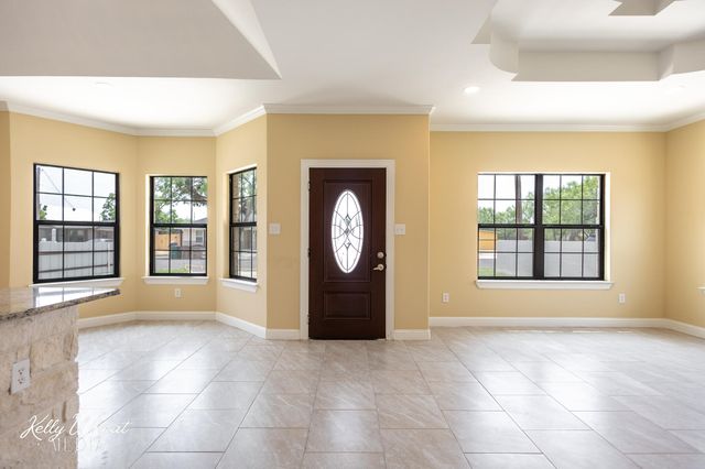 2110 Shelton Street, San Angelo, TX 76903