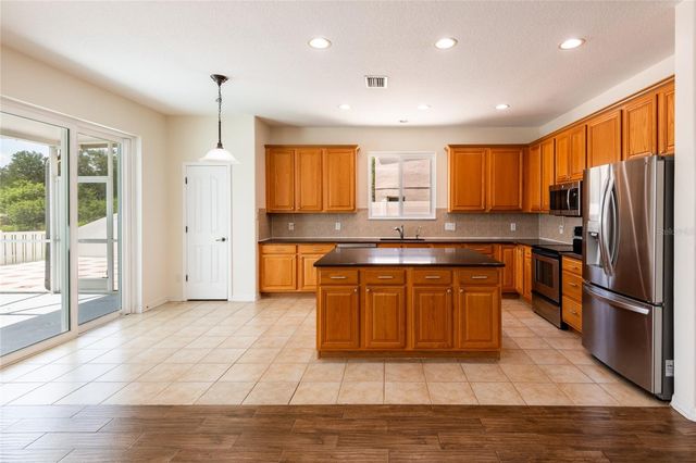 10907 GOLDEN SILENCE DRIVE, Riverview, FL 33579