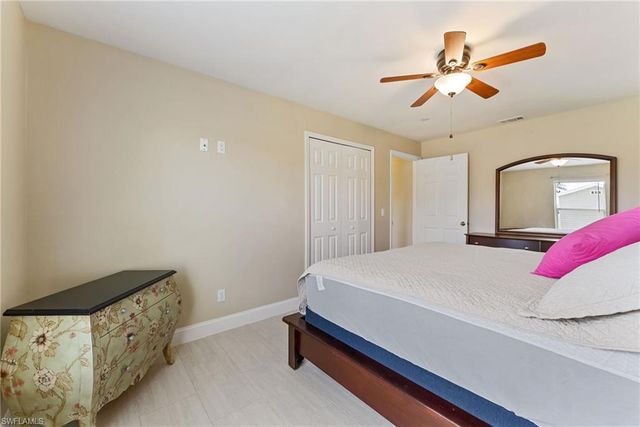 1127 SW 29th ST, Cape Coral, FL 33914