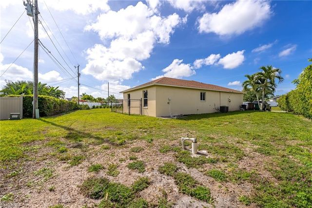 1127 SW 29th ST, Cape Coral, FL 33914