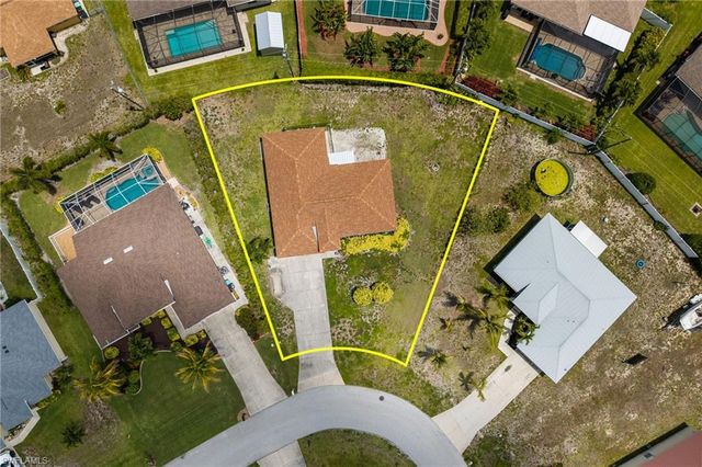 1127 SW 29th ST, Cape Coral, FL 33914