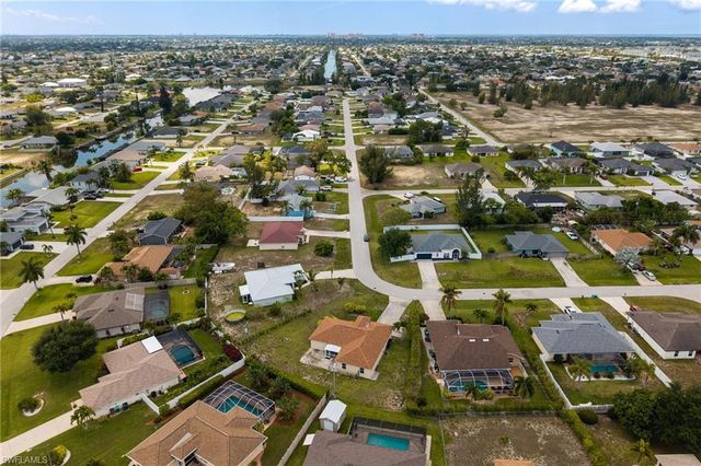 1127 SW 29th ST, Cape Coral, FL 33914