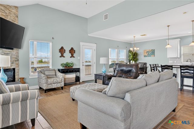 838 Rattlesnake Point Road, Rockport, TX 78382