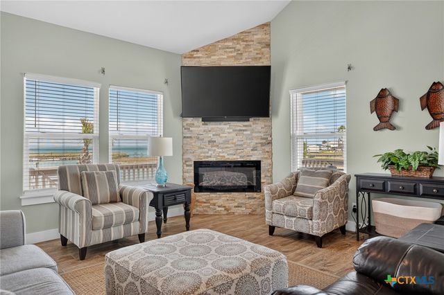 838 Rattlesnake Point Road, Rockport, TX 78382
