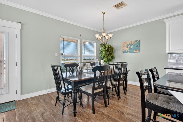 838 Rattlesnake Point Road, Rockport, TX 78382