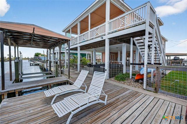 838 Rattlesnake Point Road, Rockport, TX 78382