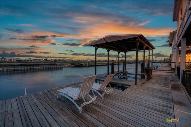 838 Rattlesnake Point Road, Rockport, TX 78382