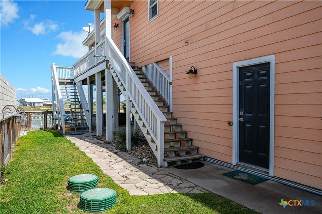 838 Rattlesnake Point Road, Rockport, TX 78382