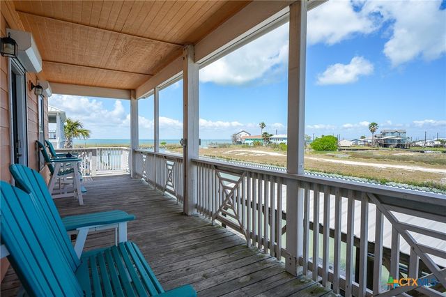 838 Rattlesnake Point Road, Rockport, TX 78382