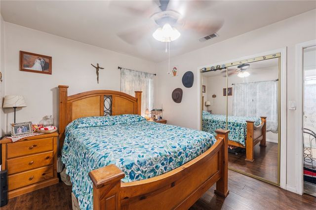 13138 Rosecrans Ave, Norwalk, CA 90650