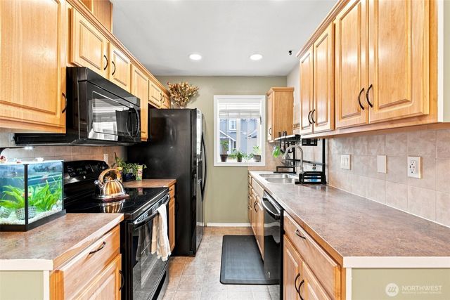 12564 Springbrook Lane SW, Lakewood, WA 98499