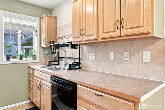 12564 Springbrook Lane SW, Lakewood, WA 98499