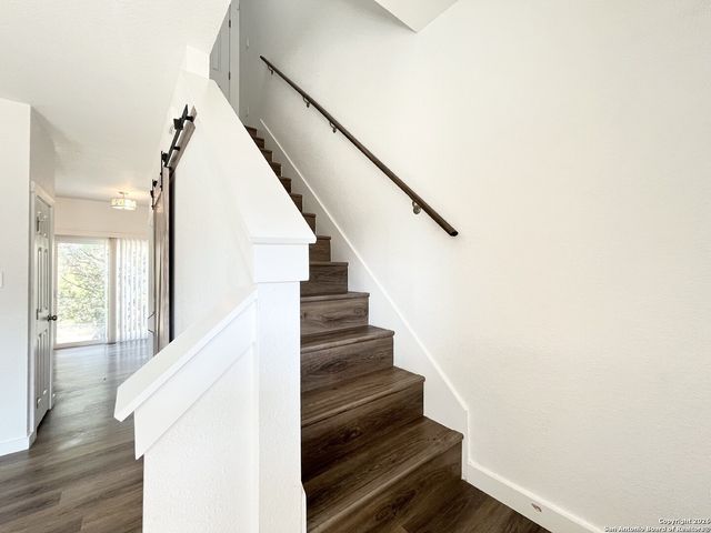 1307 Whispering Hills Dr., Canyon Lake, TX 78133