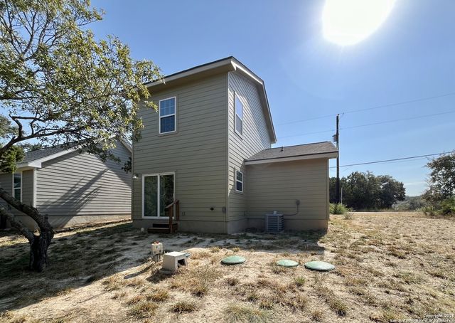 1307 Whispering Hills Dr., Canyon Lake, TX 78133