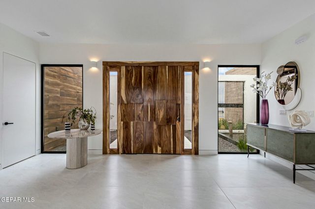 406 Del Rio View Drive, El Paso, TX 79932