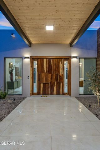 406 Del Rio View Drive, El Paso, TX 79932