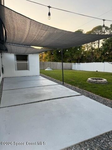 1013 Salina Street SE, Palm Bay, FL 32909