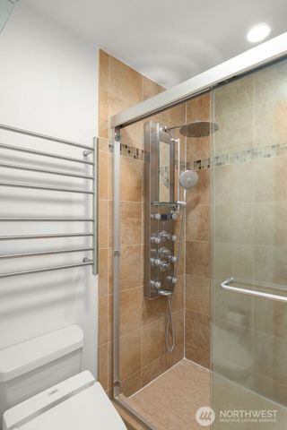 10821 181st Avenue NE, Redmond, WA 98052