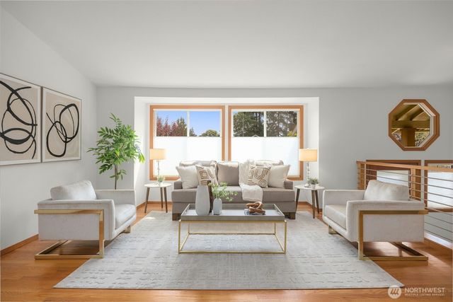 10821 181st Avenue NE, Redmond, WA 98052