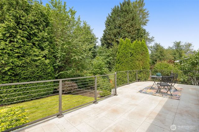 10821 181st Avenue NE, Redmond, WA 98052