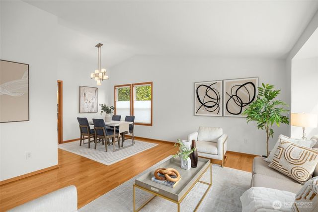 10821 181st Avenue NE, Redmond, WA 98052
