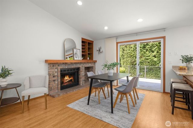 10821 181st Avenue NE, Redmond, WA 98052