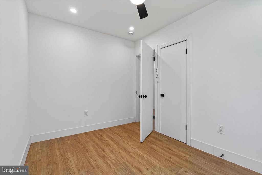 Image 19 of property listing at 2917 MARKLEY AVE, Baltimore, MD 21214