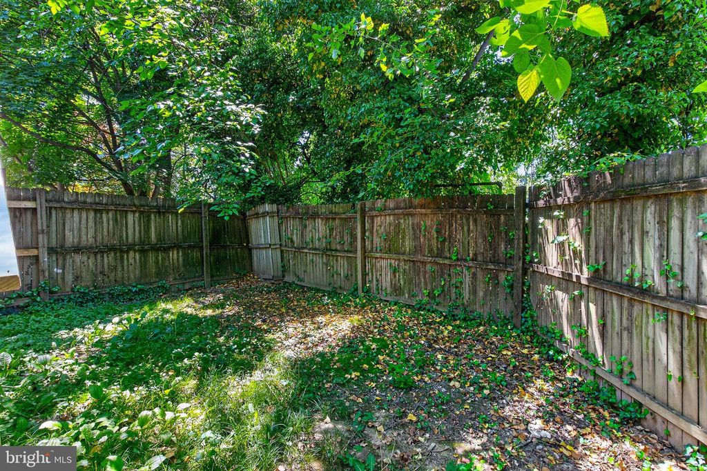 Image 30 of property listing at 2917 MARKLEY AVE, Baltimore, MD 21214