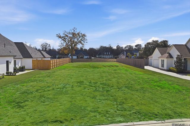 36333 Westin Ridge Dr, Geismar, LA 70734