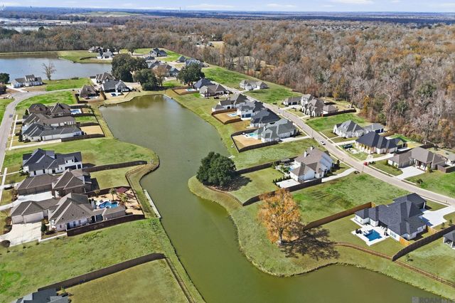 36333 Westin Ridge Dr, Geismar, LA 70734