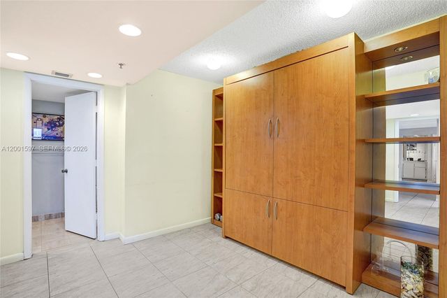 1201 S Ocean Drive 604N, Hollywood, FL 33019
