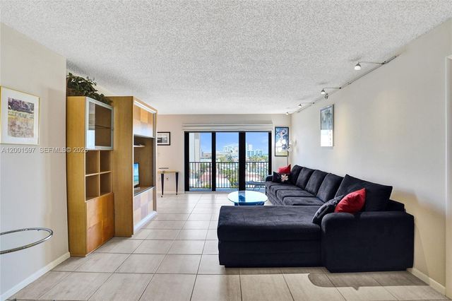 1201 S Ocean Drive 604N, Hollywood, FL 33019
