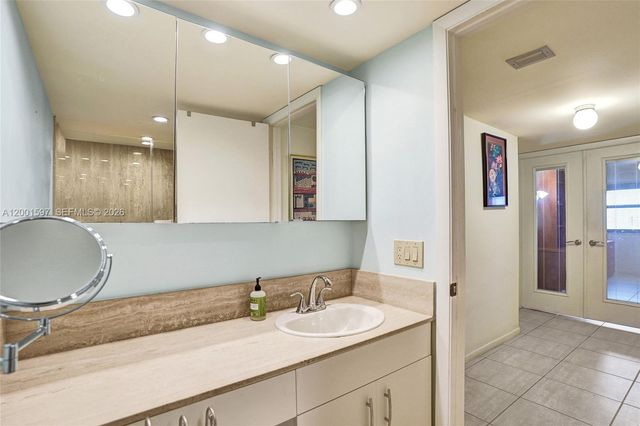 1201 S Ocean Drive 604N, Hollywood, FL 33019
