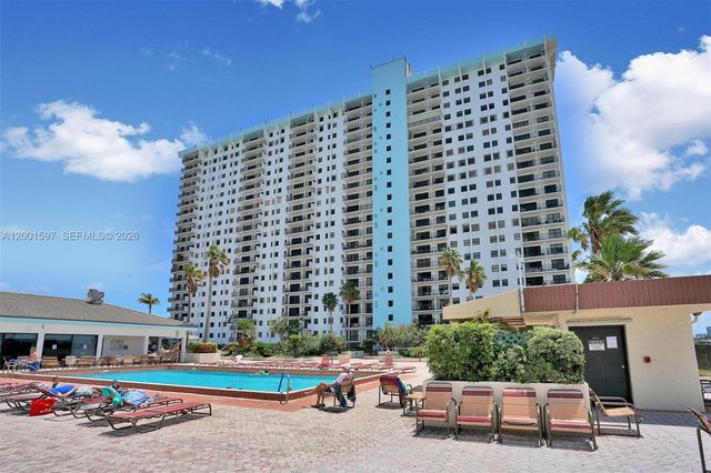 1201 S Ocean Drive 604N, Hollywood, FL 33019