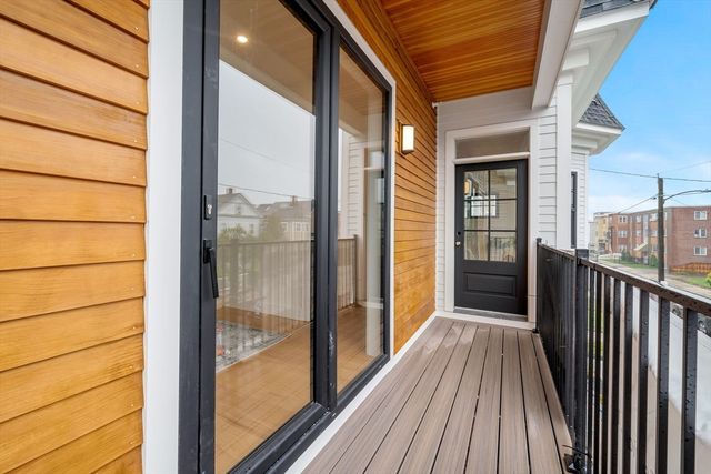 33 Pearl St. 3, Boston, MA 02125