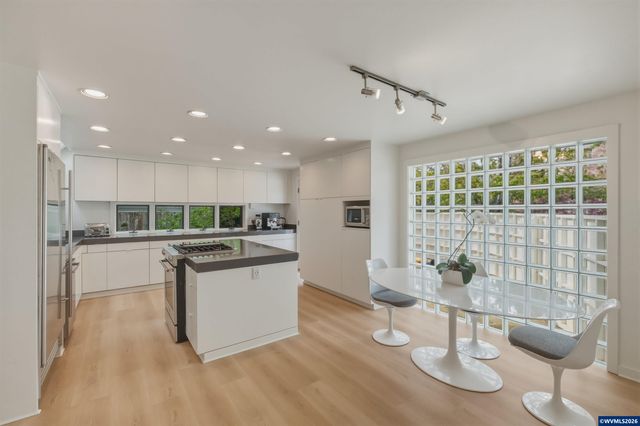 4344 NW Boxwood Dr, Corvallis, OR 97330