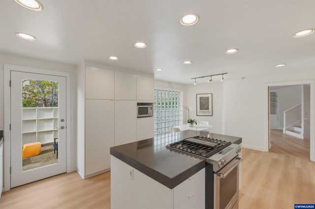 4344 NW Boxwood Dr, Corvallis, OR 97330