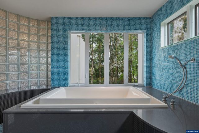 4344 NW Boxwood Dr, Corvallis, OR 97330