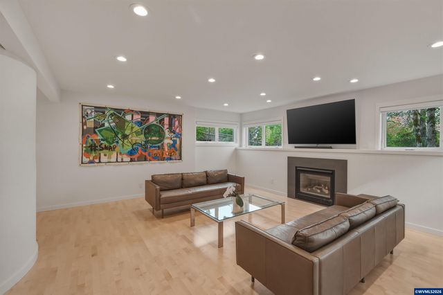 4344 NW Boxwood Dr, Corvallis, OR 97330
