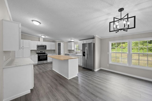 258 Rodeo Drive, Eutawville, SC 29048