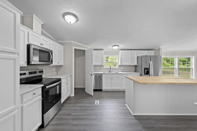 258 Rodeo Drive, Eutawville, SC 29048