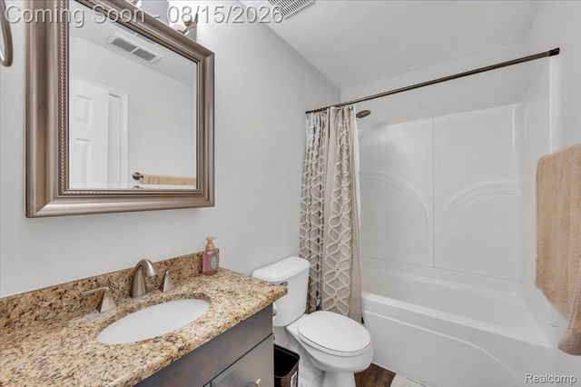 1522 Oregon Court, Waterford Charter Township, MI 48327
