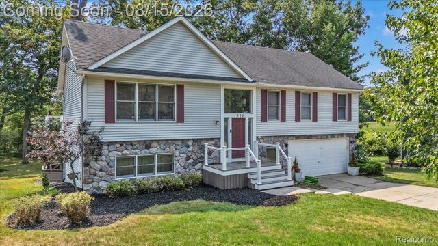 1522 Oregon Court, Waterford Charter Township, MI 48327